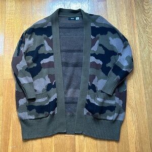 BDG Camo Cardigan- XS